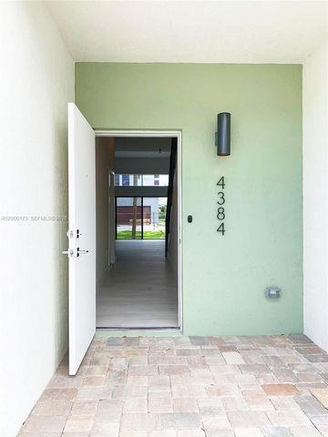 4384 NW 9th St 4384, Plantation, FL 33317
