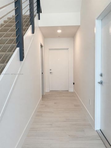 4384 NW 9th St 4384, Plantation, FL 33317