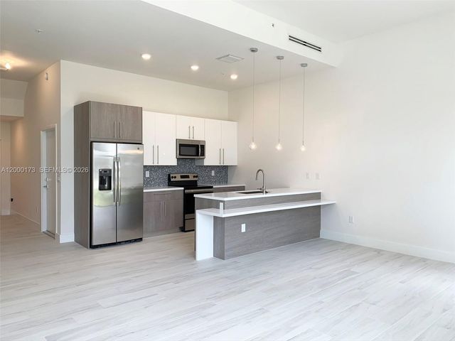 4384 NW 9th St 4384, Plantation, FL 33317