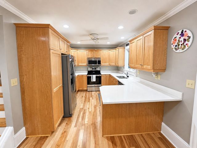 9 Clover Lane, Newport City, VT 05855