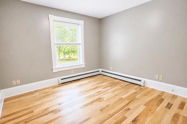 9 Clover Lane, Newport City, VT 05855