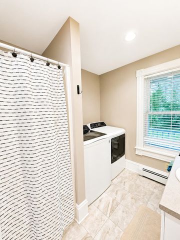 9 Clover Lane, Newport City, VT 05855