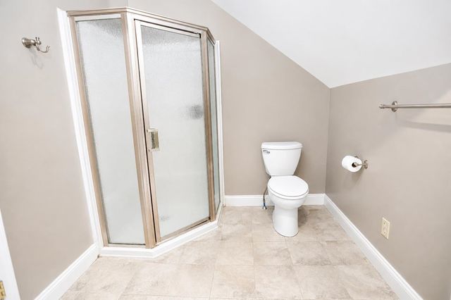 9 Clover Lane, Newport City, VT 05855