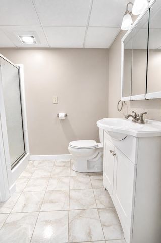 9 Clover Lane, Newport City, VT 05855