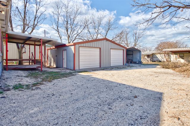 339 N Fm 2353, Graford, TX 76449