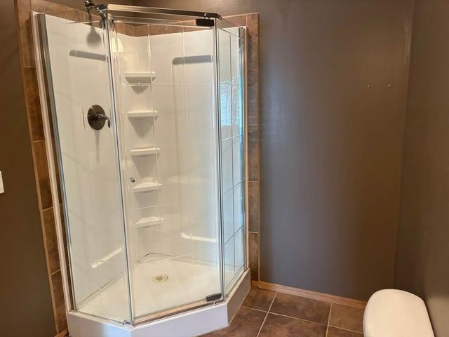 1283 Creekside Drive, Waconia, MN 55387