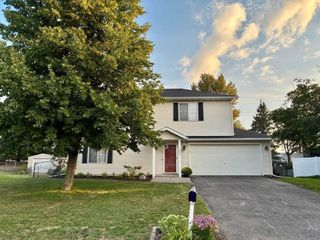 1283 Creekside Drive, Waconia, MN 55387