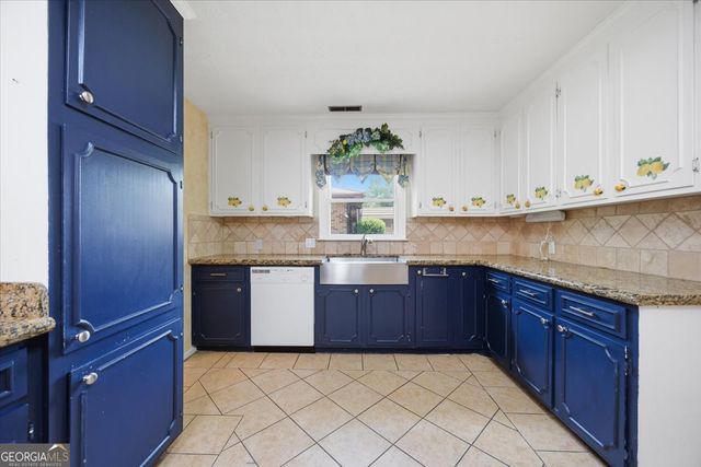 3269 Lennox Drive, Macon, GA 31204