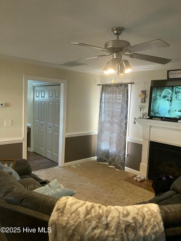 1229 Ashmoor Lane, Winterville, NC 28590