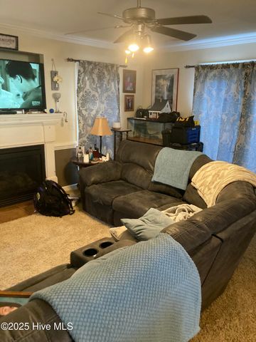1229 Ashmoor Lane, Winterville, NC 28590