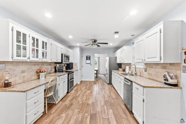 507 Scarlett Drive, Warner Robins, GA 31088