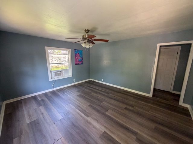 627 E Woodard Street, Denison, TX 75021