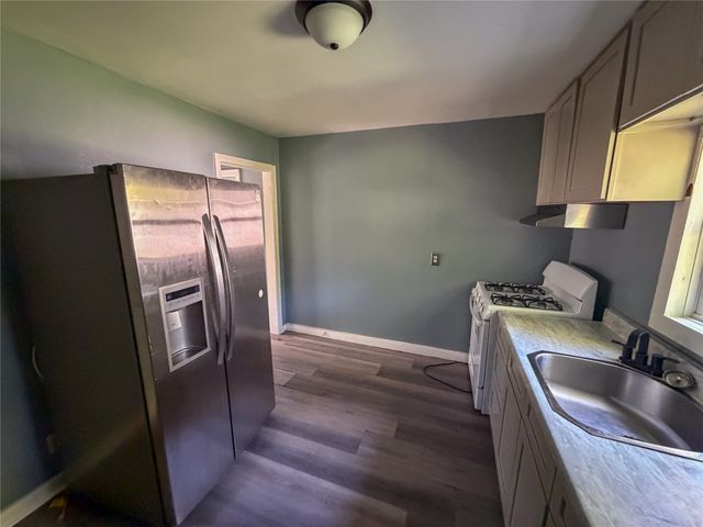 627 E Woodard Street, Denison, TX 75021
