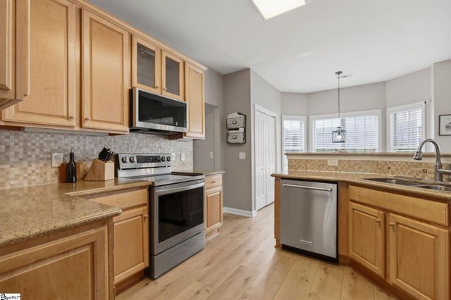 9 Redfree Drive, Simpsonville, SC 29681