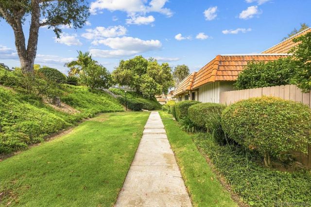 2809 Via Cascada, Carlsbad, CA 92010