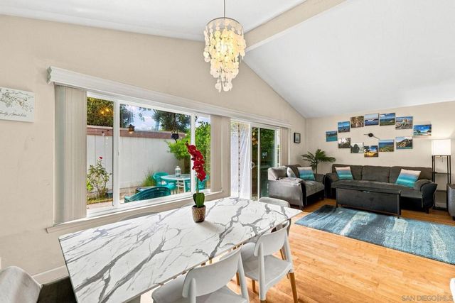 2809 Via Cascada, Carlsbad, CA 92010