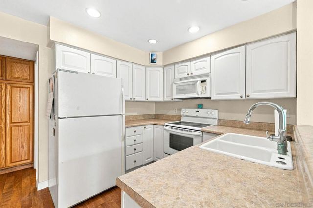 2809 Via Cascada, Carlsbad, CA 92010