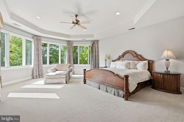 7818 CROWNHURST CT, Mclean, VA 22102