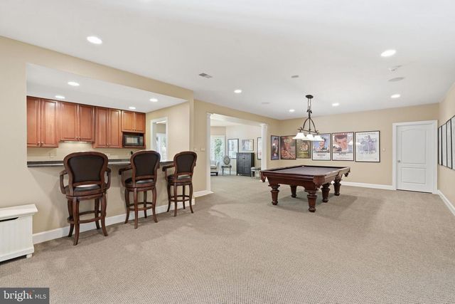 7818 CROWNHURST CT, Mclean, VA 22102