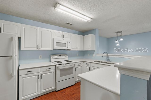 100 Kensington Blvd Apt 520, Bluffton, SC 29910