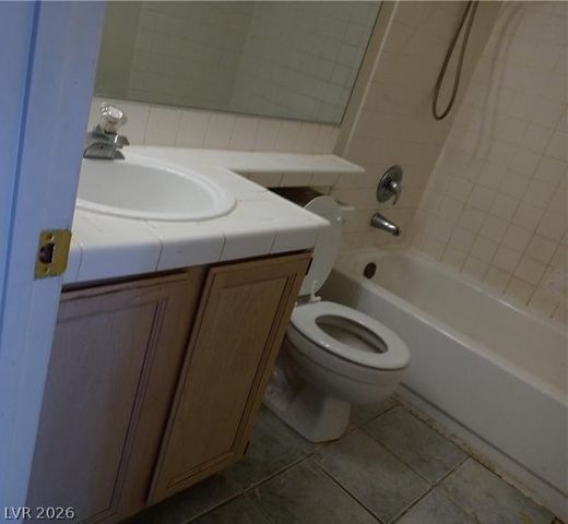 8332 Shore Breeze Drive, Las Vegas, NV 89128