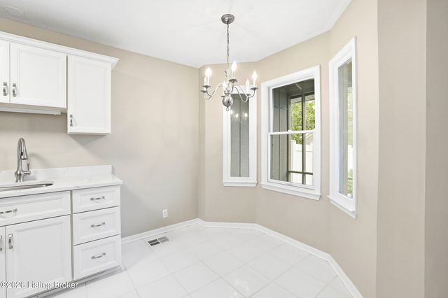 3021 Bushmill Park, Louisville, KY 40241