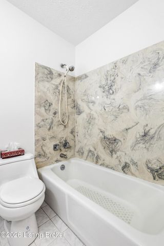 3021 Bushmill Park, Louisville, KY 40241