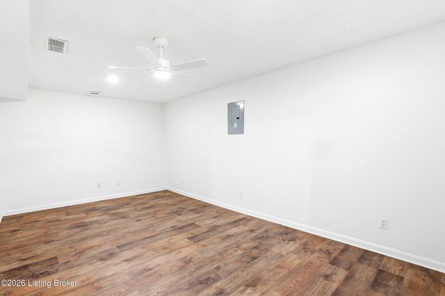 3021 Bushmill Park, Louisville, KY 40241
