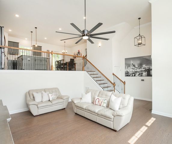 264 Blackpool Dr, Nashville, TN 37211