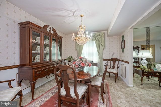 2530 TAUTON DR, Pennsauken, NJ 08109