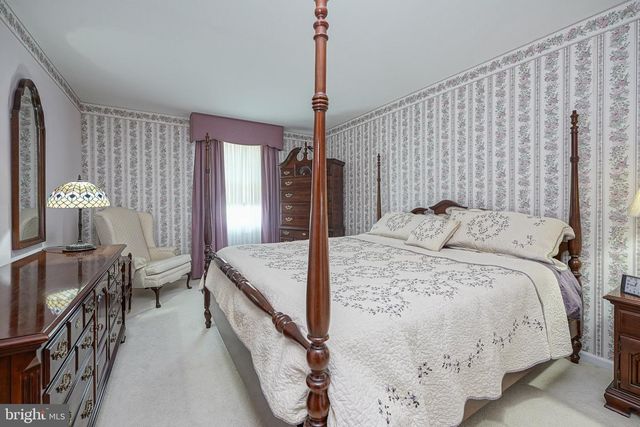 2530 TAUTON DR, Pennsauken, NJ 08109