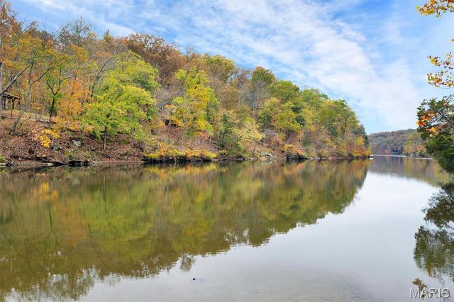 116 Grenoble Lake Drive, Innsbrook, MO 63390