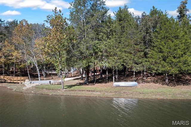 116 Grenoble Lake Drive, Innsbrook, MO 63390