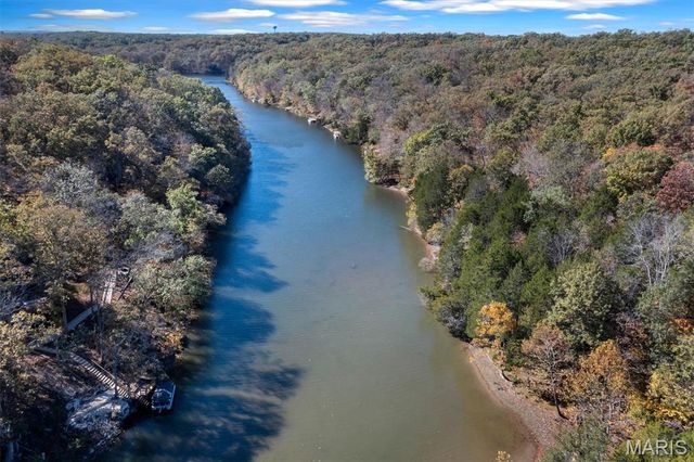 116 Grenoble Lake Drive, Innsbrook, MO 63390