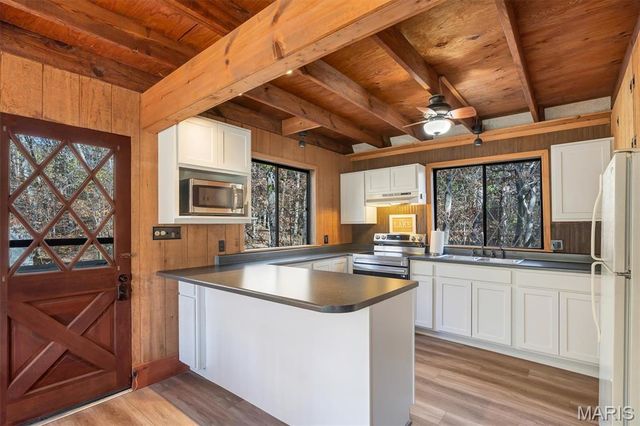 116 Grenoble Lake Drive, Innsbrook, MO 63390