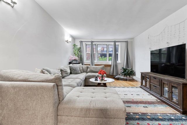 88-12 151 Avenue 4B, Howard Beach, NY 11414