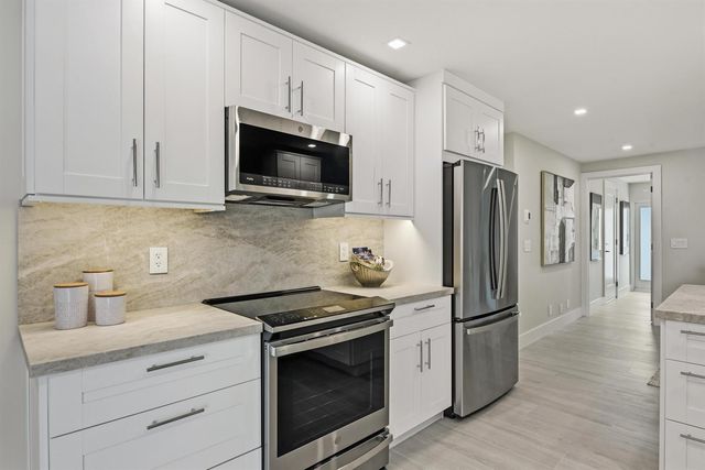 1100 SW 15th Avenue, Boca Raton, FL 33486