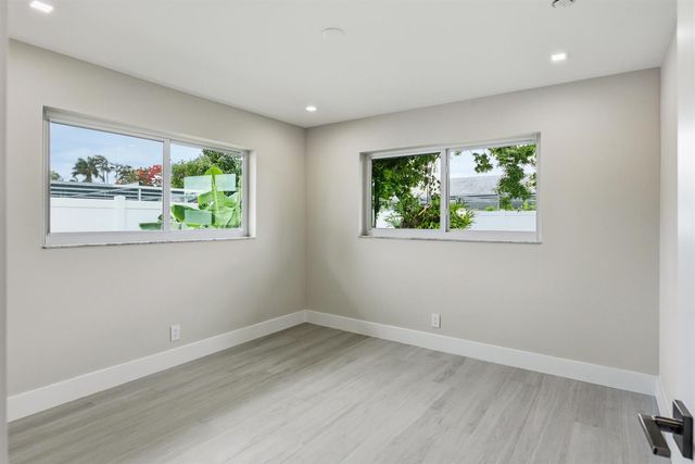 1100 SW 15th Avenue, Boca Raton, FL 33486