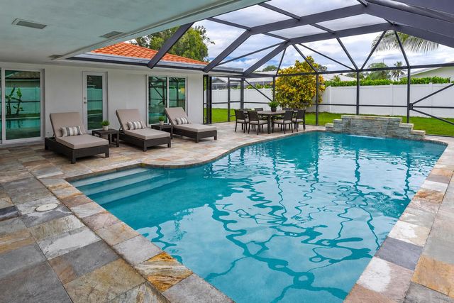 1100 SW 15th Avenue, Boca Raton, FL 33486