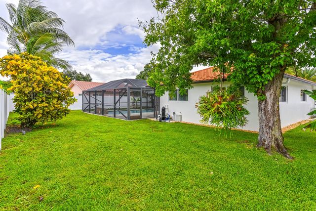 1100 SW 15th Avenue, Boca Raton, FL 33486