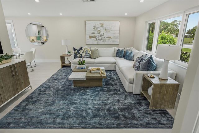 1100 SW 15th Avenue, Boca Raton, FL 33486