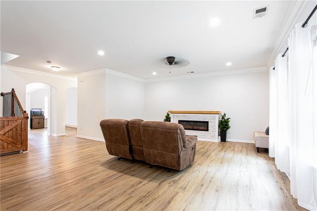 190 Cornerstone Circle, Woodstock, GA 30188