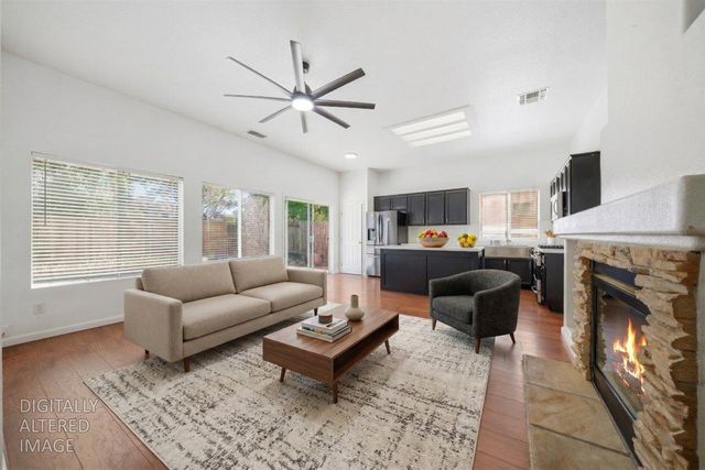 336 Wildflower Dr, Roseville, CA 95678