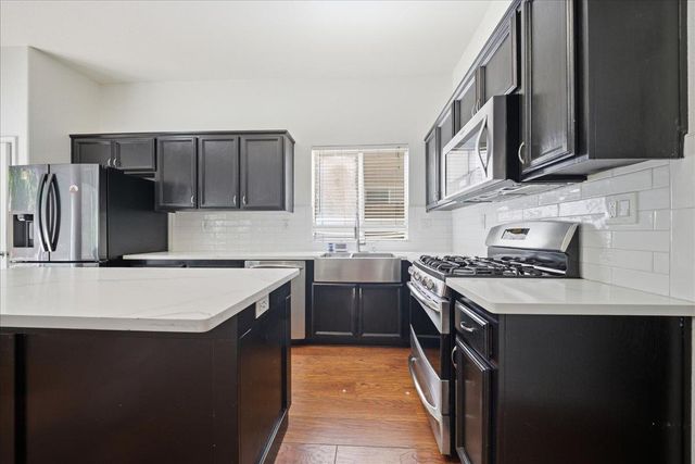 336 Wildflower Dr, Roseville, CA 95678