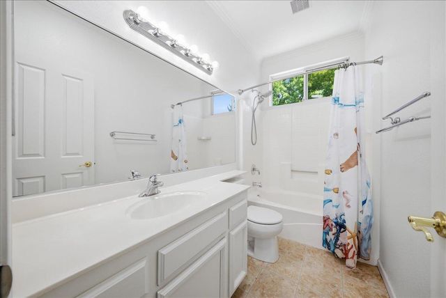 336 Wildflower Dr, Roseville, CA 95678