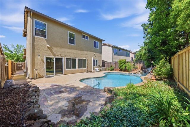 336 Wildflower Dr, Roseville, CA 95678