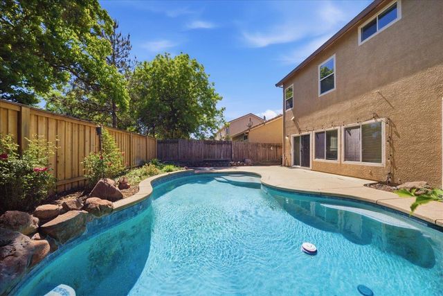 336 Wildflower Dr, Roseville, CA 95678