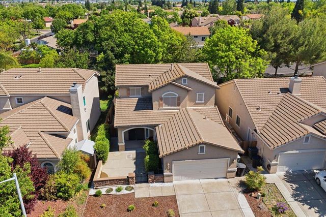 336 Wildflower Dr, Roseville, CA 95678