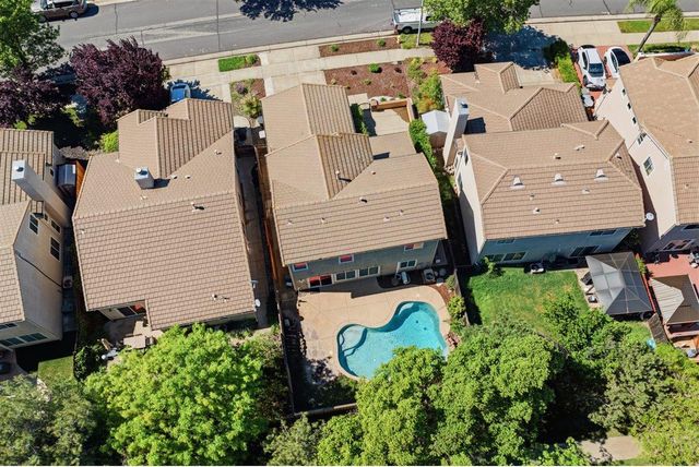 336 Wildflower Dr, Roseville, CA 95678