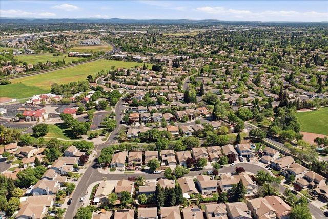 336 Wildflower Dr, Roseville, CA 95678